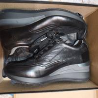 Scarpe Nero Giardini nuove n.39