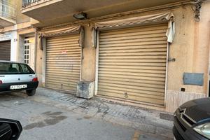 Locale commerciale via Quintino sella