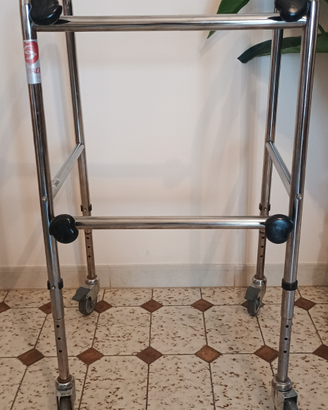 Deambulatore "SURACE" Inox