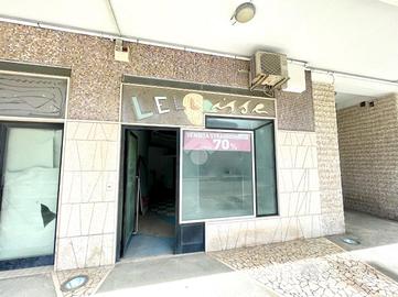NEGOZIO A FRANCAVILLA AL MARE