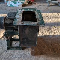 turbina di aspirazione trifase