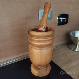 mortaio di legno