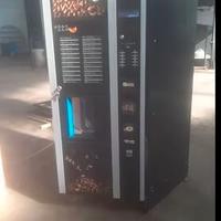 Distributore di caffe e bevande calde