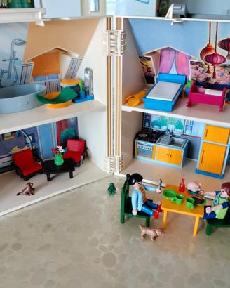 Casetta Playmobil con accessori