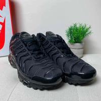 Nike Air Max Plus Triple Black EU39