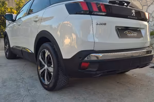 Peugeot 3008 1.5 HDI Allure 