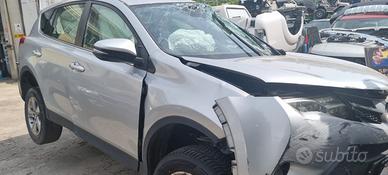 Ricambi toyota rav 4 2015-