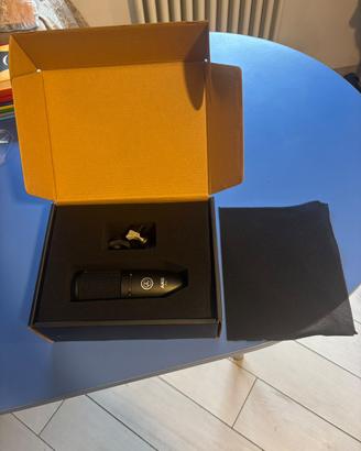 Microfono AKG p120 Condensatore
