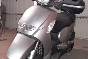 Aprilia Scarabeo 400 ie