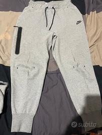 Pantaloni tuta Nike tech donna