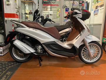 Piaggio Beverly 300 abs