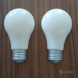 Lampade senza fili a forma di lampadina