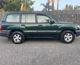 TOYOTA Land Cruiser 100 - 2000