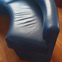 Divano design pelle blu