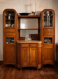 Elegante vetrina liberty primi 900