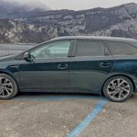 Auris Touring Sports 1.8h Lounge cvt