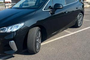 218i serie 2 Active Tourer benzina possibilità sub