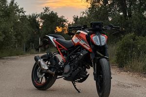 KTM Duke 125