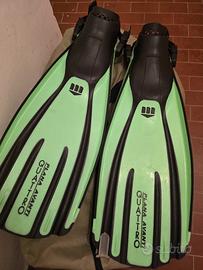 Pinne subacque Mares