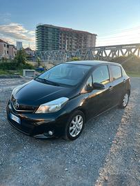 Toyota Yaris 1.3 Lounge 2012