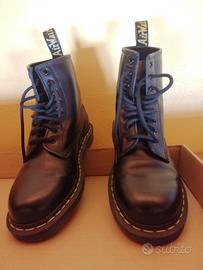 Doctor Martens numero 40