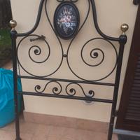 Letto singolo in ferro battuto (disponibili 2)