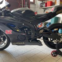 Yamaha YZF-R6 2011 pista