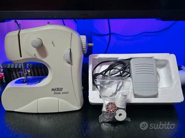 Macchina da cucire mini