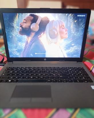 hp 250 g7 I3 7020U 2.30 GHz 8 GB RAM 1 TB ssd