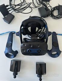 HTC Vive Pro Full Kit con stazione base e TRACKER