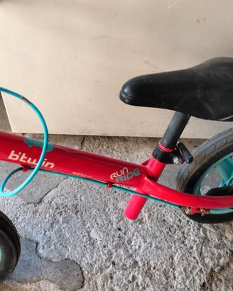 Bicicletta senza pedali