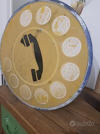 Insegna telefonica