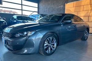 Peugeot 508 Plug-in Hybrid 225 e-EAT8 Allure