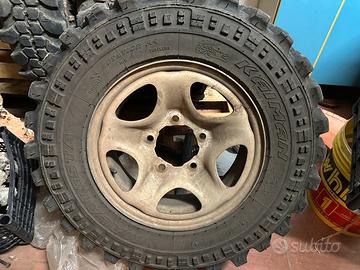 Gomme Suzuki Vitara Samurai