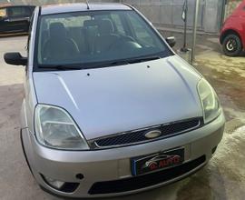 Ford Fiesta 1.4 16V 5p. Ghia GPL