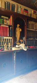 Studio in legno massello di noce intarsiato