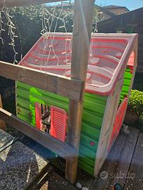 altalena, scivolo, sabbiera, casetta 