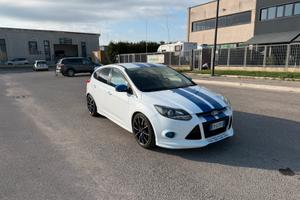 Ford Focus 1.6 turbo benzina