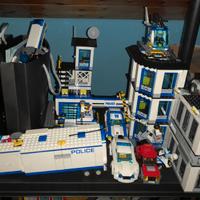 Lotto lego originali polizia,stazione, camion ecc