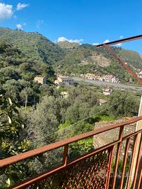 Casa e terreno a Santa Teresa Di Riva