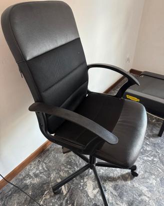 2 sedie IKEA RENBERGET nere da ufficio – girevoli 