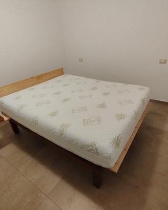 Materasso  200 X 165  X 24 Memory 
