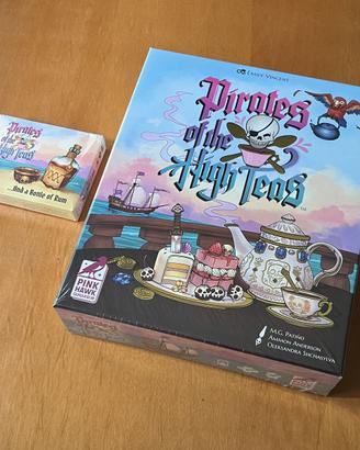 PIRATES OF THE HIGH TEAS DELUXE + BOTTLE OF RUM KS