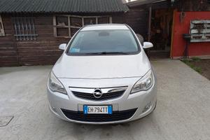 opel astra 1400 benzina con problemi al.motore