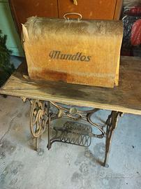 Macchina da cucire anni '30