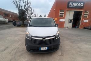 opel vivaro1.6 biturbi
