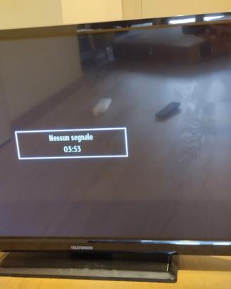 televisore HD LED 32"