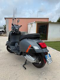 Vespa GTS SUPER SPORT 300-2024