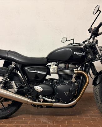 Triumph Street Twin 900, anno 2019, 15.000 km