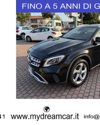 MERCEDES-BENZ GLA 200 d Automatic Sport